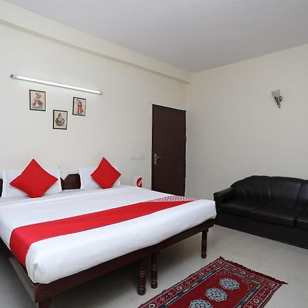 Hotel O Celebration Bnb Home Delhi Kültér fotó