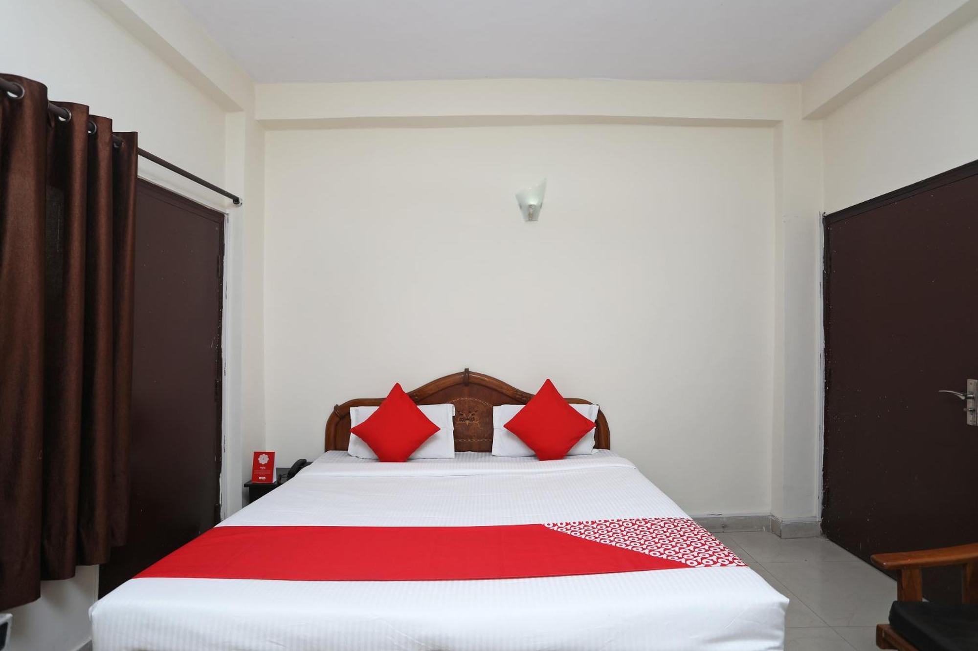 Hotel O Celebration Bnb Home Delhi Kültér fotó